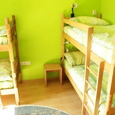 Hostel Majdas